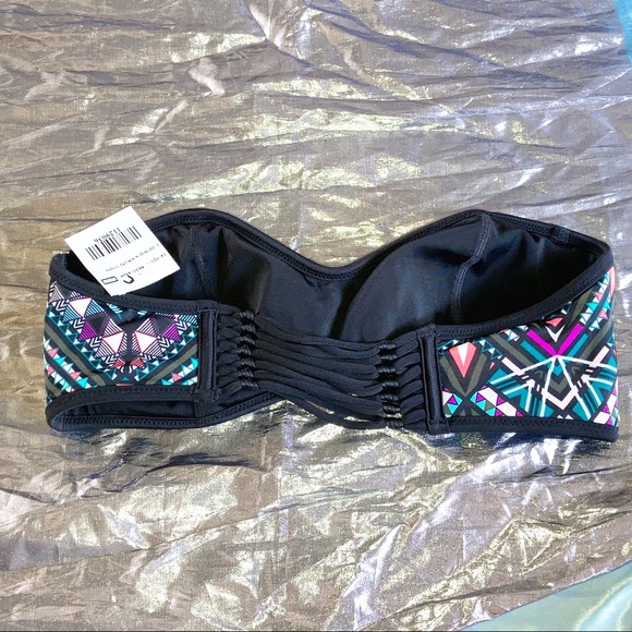 Patterned bandeau bikini top size M! - Picture 2 of 2